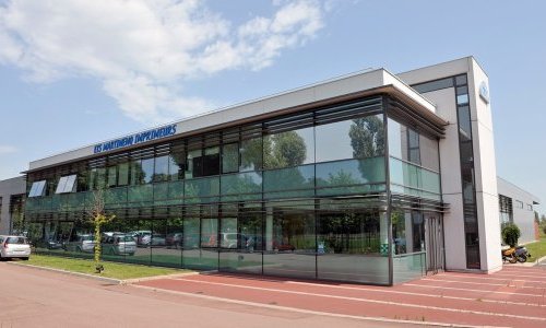 Martinenq renforce son service clé en main en parfumerie