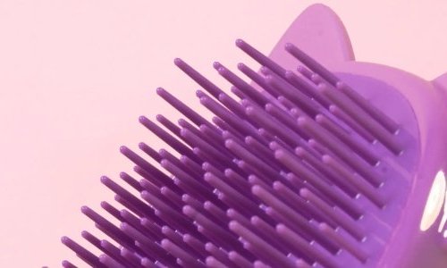Les Secrets de Loly partners with ACT Beauty for its detangling Bubbly Brush