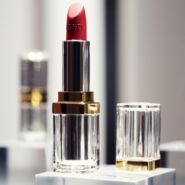 CHANEL 31 LE ROUGE is the first-ever lipstick presented in a glass