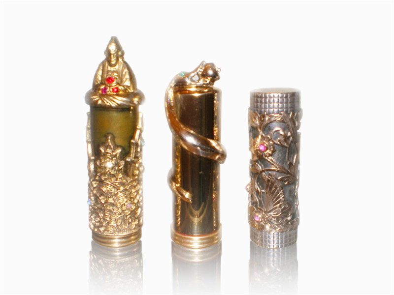 first lipstick ever made