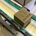Le savon de Marseille traditionnel Fer à Cheval ne contient que quatre ingrédients : de l'huile d'olive, de la soude, de l'eau et du sel marin.