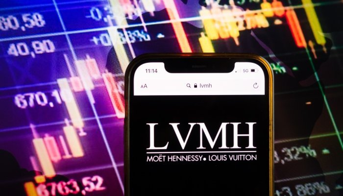 LVMH marque le pas au premier trimestre, affecté par l'incertitude américaine