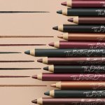 Schwan Cosmetics a également présenté sa gamme d'eye-liner et de crayon à lèvres éco-conçus « TheBetterBarrel », fabriquée à partir de matériaux biosourcés et respectueux de l'environnement