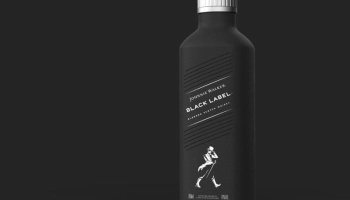 Diageo annonce une bouteille en papier pour Johnnie Walker en 2021