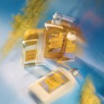 Pour sa collection de parfums et soins Fleurs Inoubliables, dévoilée à l'automne 2023, L'Occitane en Provence s'est engagée dans une collaboration au long cours avec l'Institut de Chimie de Nice, la Villa Saint-Hilaire et le Musée International de la Parfumerie, à Grasse (Photo : L'Occitane en Provence)