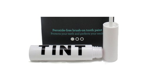 Une marque de blanchiment des dents s'inspire de l'emballage de maquillage