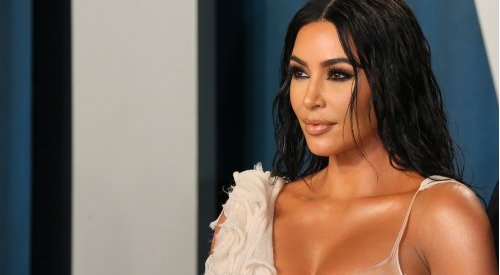 Kim Kardashian cède 20% de sa marque beauté à Coty