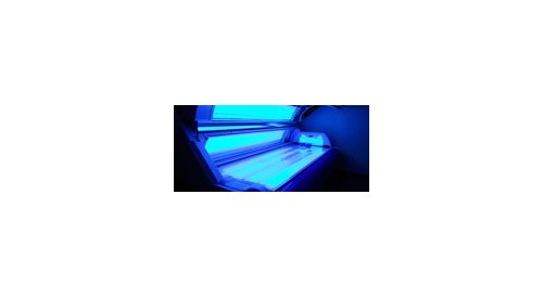 Vers une interdiction des cabines de bronzage en France ?