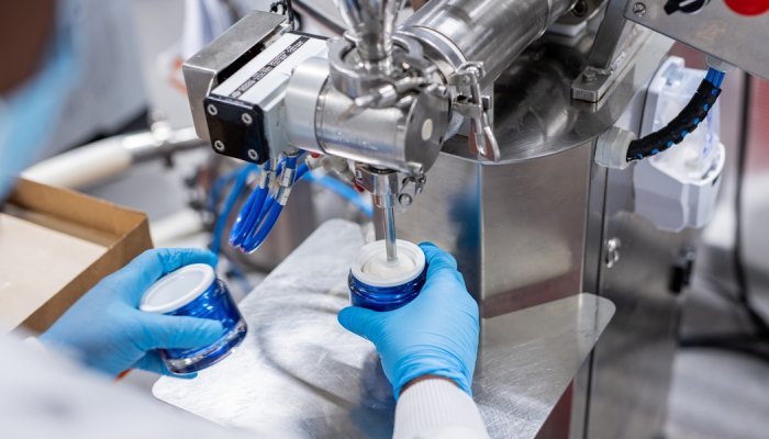 Cosmetics suppliers: small series, big challenges