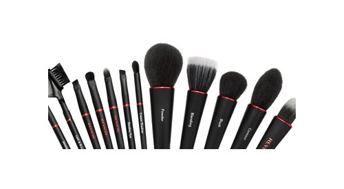 Revlon confie à Topline les pinceaux de sa ligne Love is On