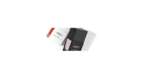 Victoria Beckham lance une collection de vernis avec Nails Inc.