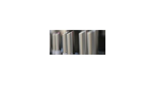 Albéa investit dans une nouvelle machine d'assemblage de rouges à lèvres