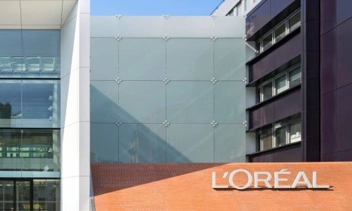 Tirées par les parfums, les ventes de L'Oréal progressent de 4% au T1