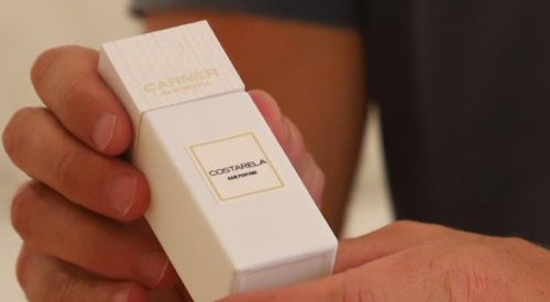 Quadpack produit les capots en bois des parfums pour cheveux Carner