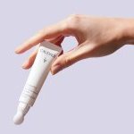Caudalie adopte le tube Tense en PE recyclé de Cosmogen