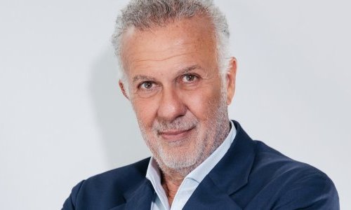 « Réseaux sociaux et IA transforment l'achat parfum », Jean Madar, Interparfums