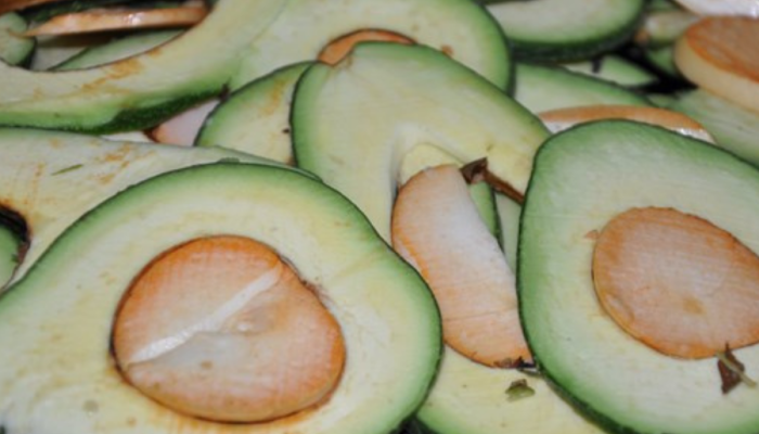 Expanscience intensifie sa RSE et lance une huile vierge d'avocat bio