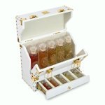 Avec ‘Art Nouveau', dernière collection, AlexandreJ. convoite une clientèle premium, en quête d'excellence