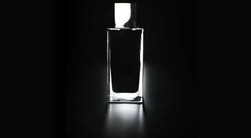 Water-based Inner lacquering according to Stoelzle Masnières Parfumerie