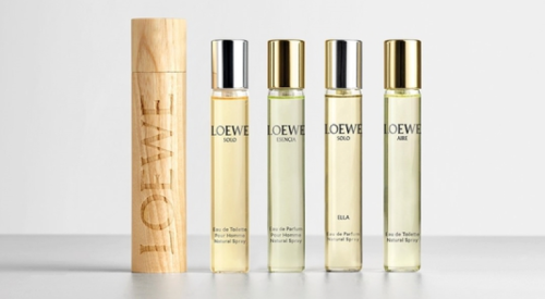 Pujolasos crée un étui en bois pour emporter partout son parfum Loewe