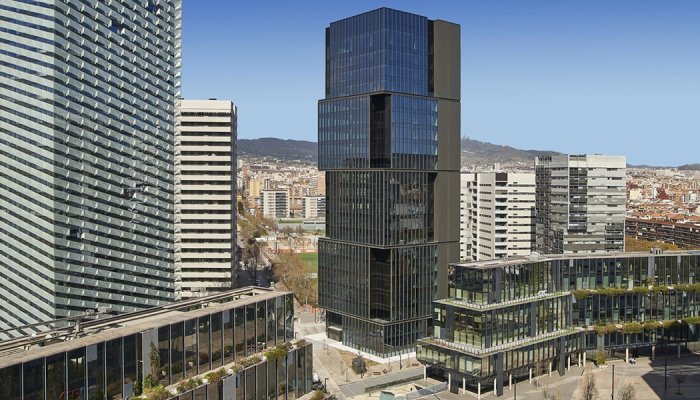 Puig exceeds EUR 4,300 million in revenues 2023