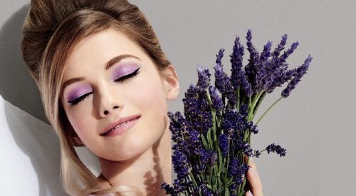 Ashland mise sur la lavande pour aider les peaux en manque de sommeil