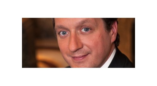 "In an increasingly competitive market, niche perfume brands must reinvent themselves," François Hénin