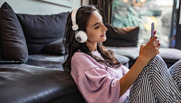 USA: Podcasts are increasingly popular among young people and women