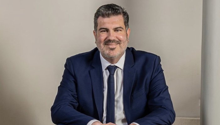 Oriflame CEO transition: Kenneth Benaim Campbell succeeds Anna Malmhake