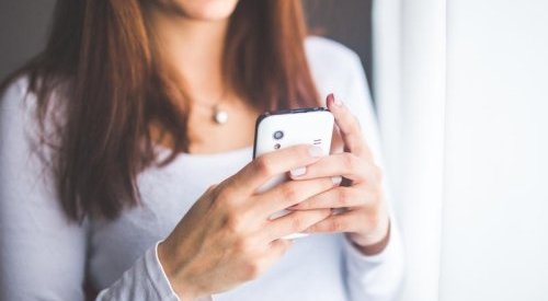 Achats online et beauté éthique, grands gagnants du déconfinement en France ?
