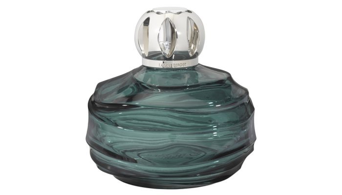 Bormioli Luigi crée deux nouvelles collections pour l'iconique lampe Berger