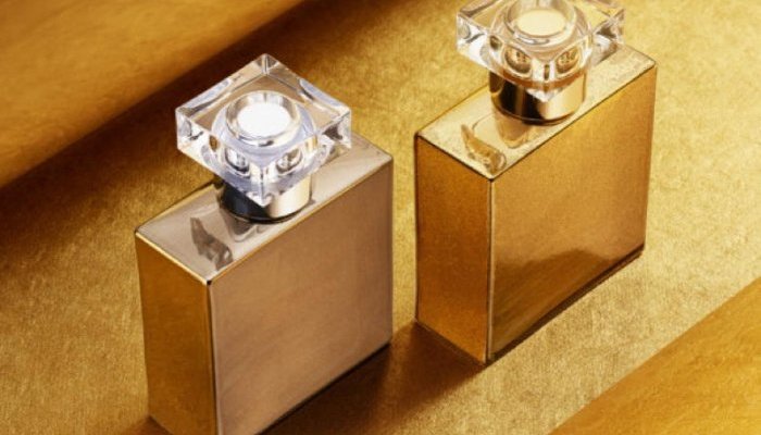 Pochet highlights their offer for standard bottles with a brand new site