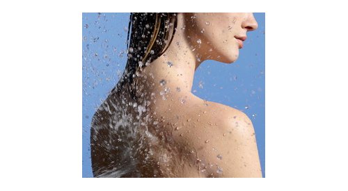 L'Oréal fait son shopping d'été : une marque bio allemande et une station thermale française