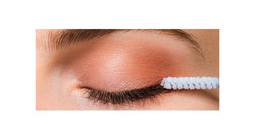 Albéa : Une brosse en coton doux pour Maybelline