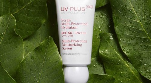 VPI makes a recycled PET screw-cap for Clarins