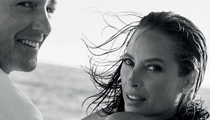 Christy Turlington fait son retour comme icône du parfum Eternity de Calvin Klein