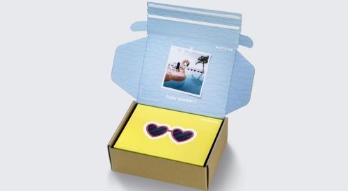 Procos unveils a summer version of their 100% mono-material e-commerce box