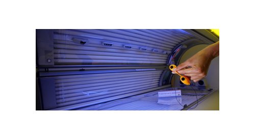 Les cabines de bronzage de nouveau dans le collimateur des autorités françaises