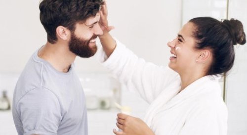 Tendance : Après les parfums, la vogue des soins mixtes