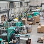 TriMas a investi dans deux lignes dédiées, bientôt trois, pour l'assemblage des pompes sur son site d'Aarts aux Pays-Bas, et entend très vite produire les moteurs des pompes sur le même site, déjà équipé de capacités d'injection plastique, de décoration et de métallisation (Photo : TriMas Packaging)