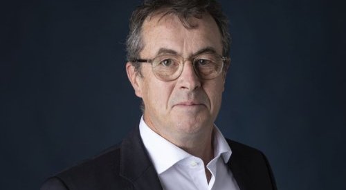 Pierre-Éric Dauxerre devient D.G. du groupe Gilbert et remodèle l'organisation