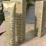 Mustela lance un Baume Universel certifié bio, première étape de la création d'une nouvelle gamme destinée à la famille
