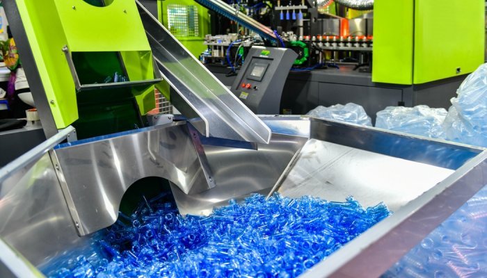 La flambée du pétrole met l'industrie française du plastique sous pression