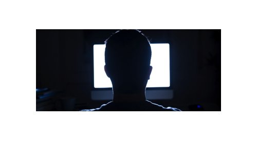 Lumière bleue : L'industrie cosmétique cherche à consolider les bases scientifiques de ses revendications