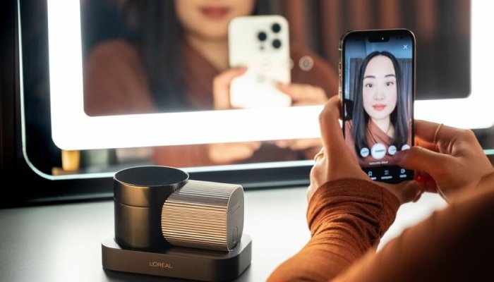 Beauty tech : L'Oréal dévoile deux innovations make-up au CES 2023
