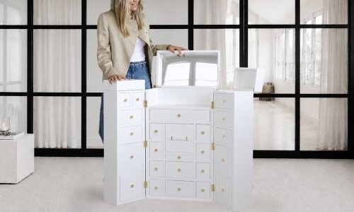 Récompensé pour Dior, PM Studio accélère sur le marché des kits influenceurs