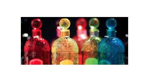 Guerlain transpose au web l'expérience de personnalisation de ses flacons de parfums