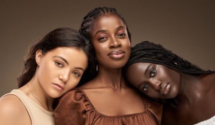Wuré hybrid skincare for dark skins: a growing success in France and Africa