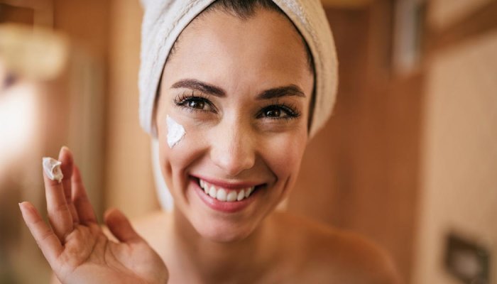 Soins beauté : Les Françaises plébiscitent les conseils des dermatologues