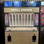 The Perfume Shop et L'Oréal ont uni leurs forces pour lancer au Royaume-Uni la première station de recharge de parfum multimarque.